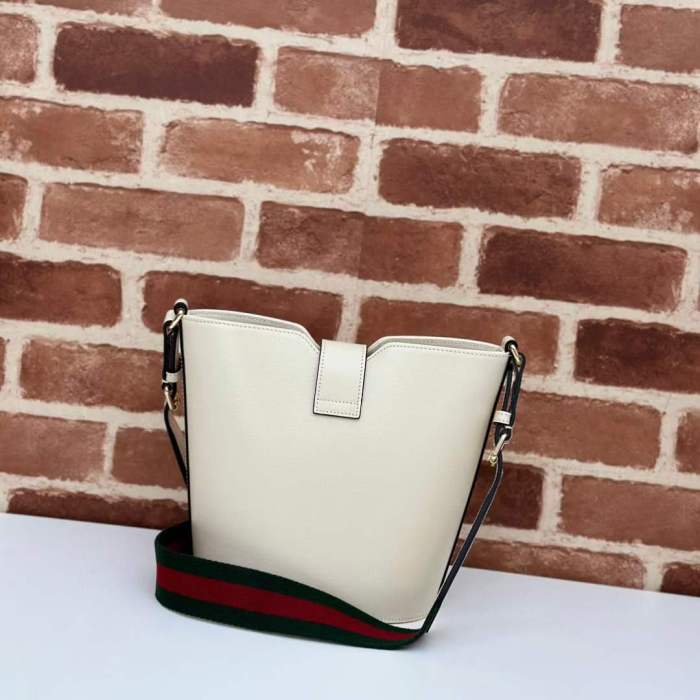 Gucci Women GG Mini Bucket Shoulder Bag Ivory Leather Hook Closure