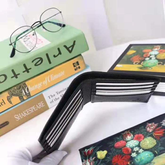 Gucci GG Men GG Marmont Leather Bi-Fold Wallet in Black in Calfskin Leather