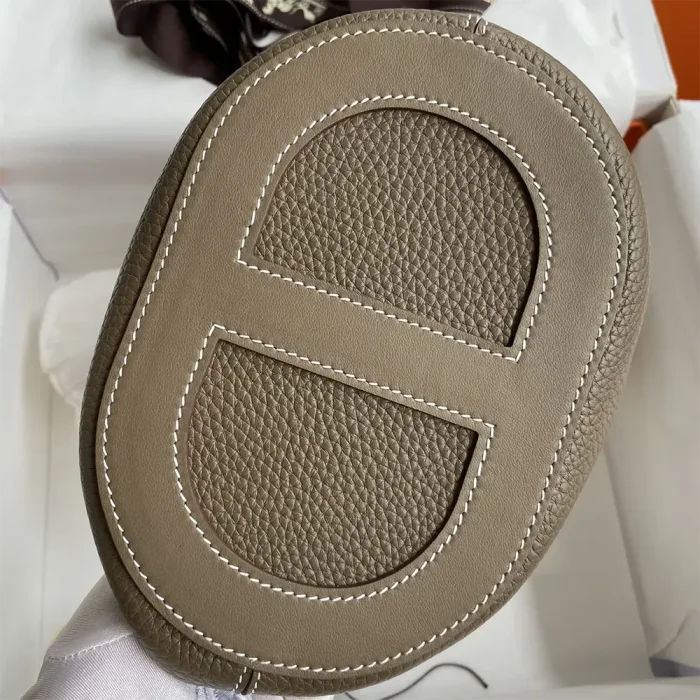 Hermes Women In the Loop 18 Handbag Clemence Leather-Grey/Gold