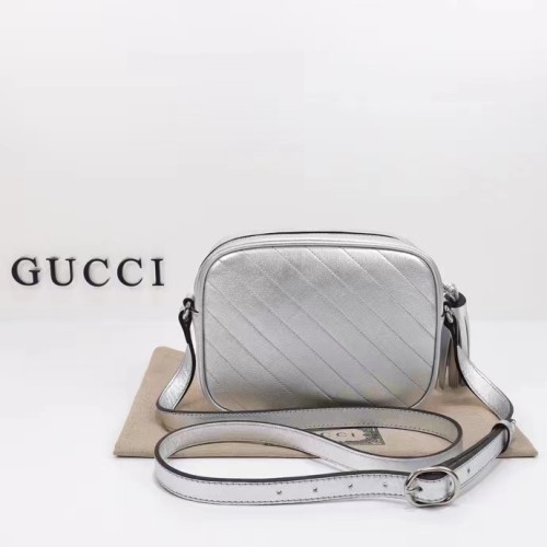 Gucci Women GG Blondie Small Shoulder Bag Metallic Silver Leather Zipper Closure