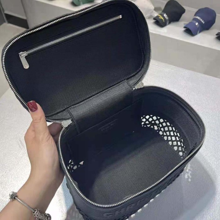 Dior Women Diortravel Vanity Case Mesh Embroidery