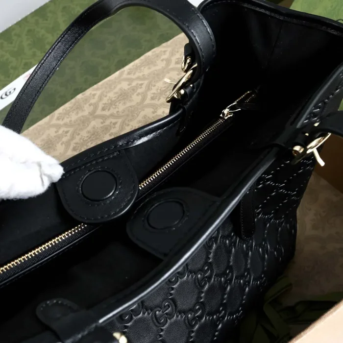 Gucci Women GG Emblem Large Tote Bag-Black 815213AAFDV1000