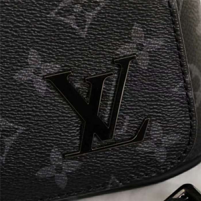 Louis Vuitton LV Men District MM Bag in Monogramme Eclipse Canvas-Grey