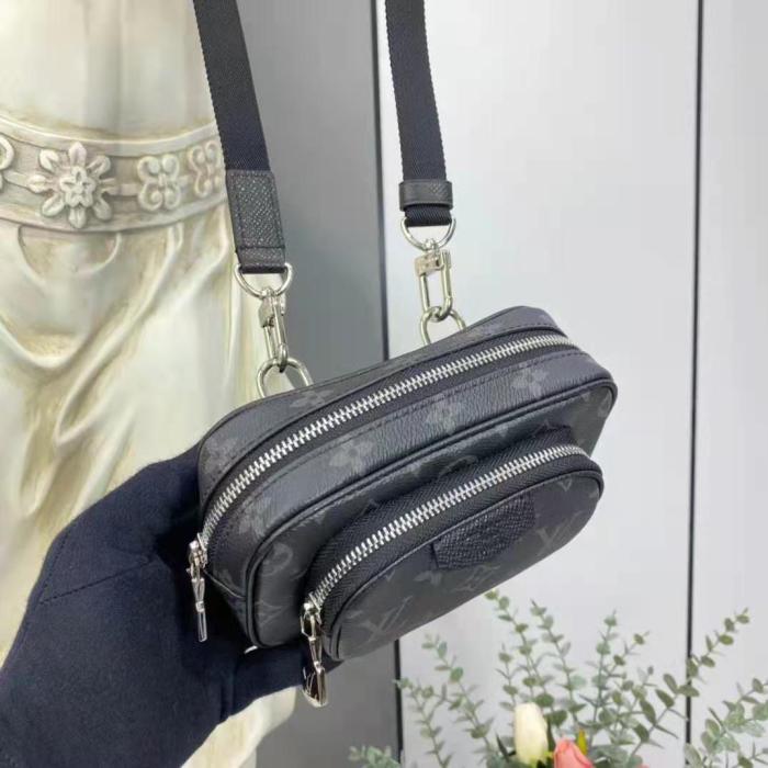 Louis Vuitton LV Men Outdoor Pouch Taigarama Noir Black Coated Canvas Cowhide Leather