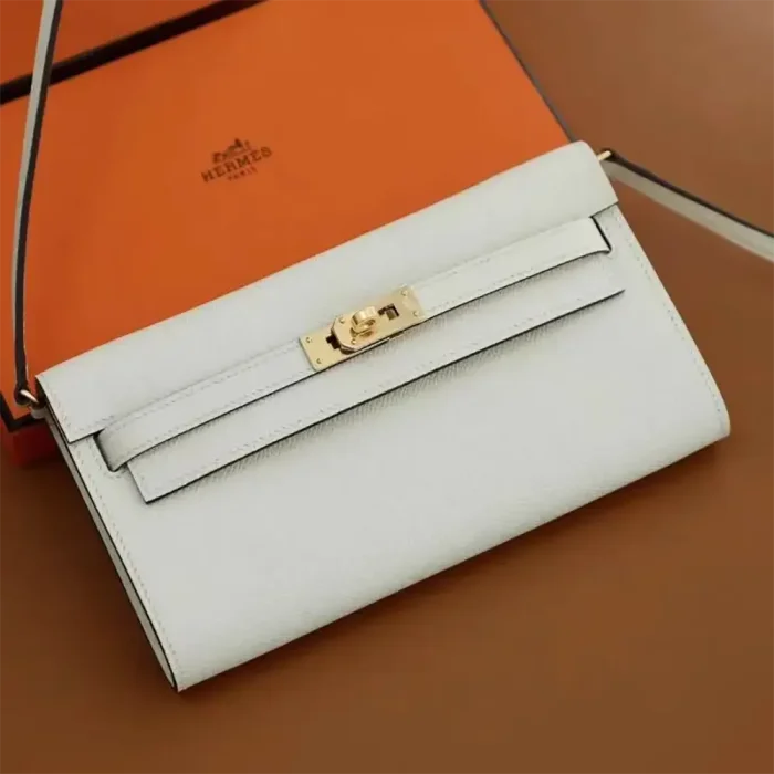 Hermes Women Kelly To Go in Epsom Leather-White/Gold