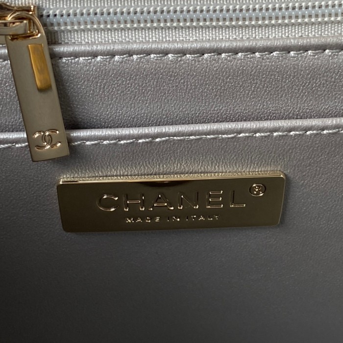 Chanel Women CC Flap Bag Star Coin Purse Mirror Calfskin Metallic Calfskin Gold-Tone Metal Silver