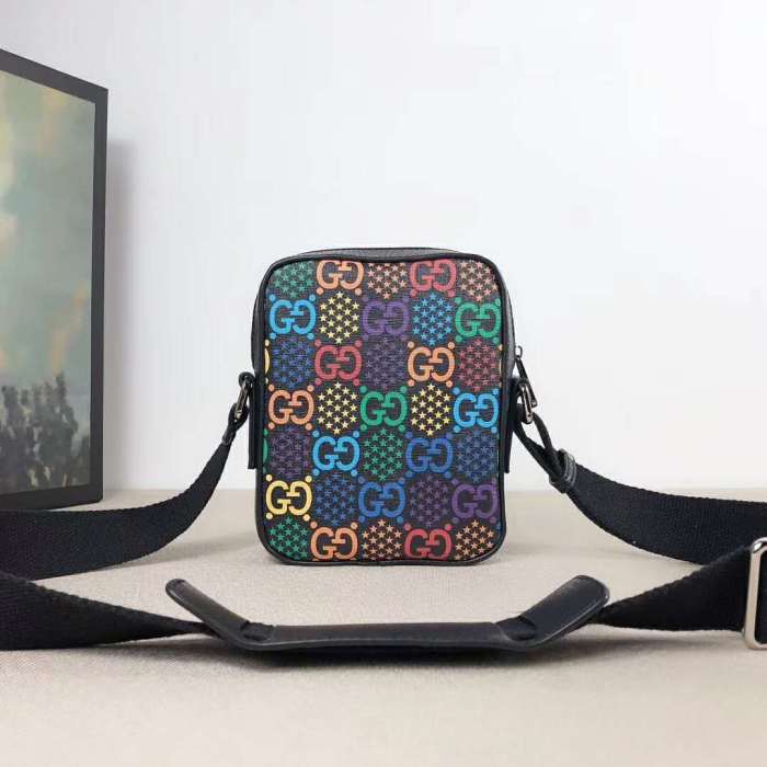 Gucci GG Unisex GG Psychedelic Shoulder Bag Psychedelic Supreme Canvas