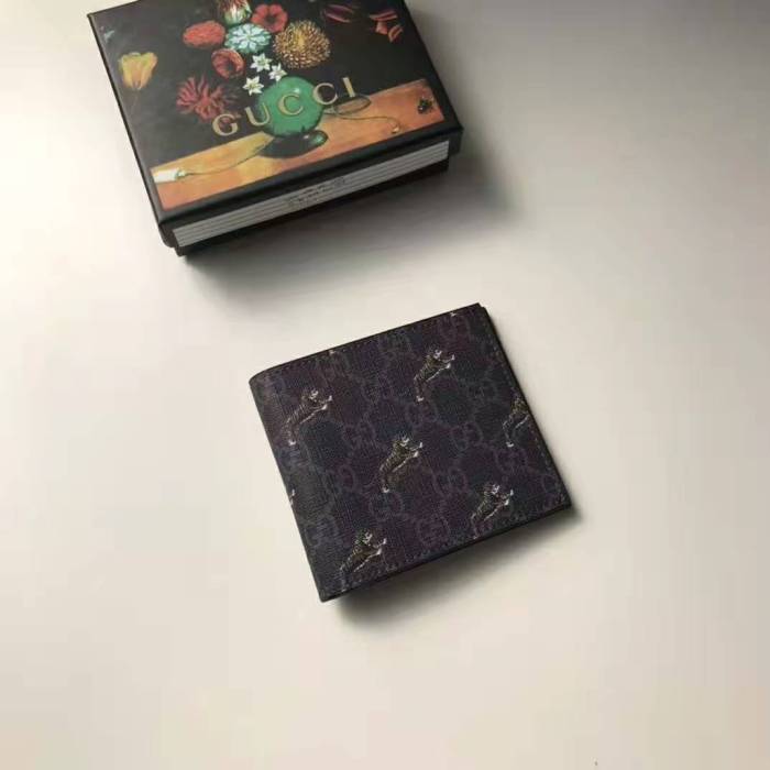 Gucci GG Men GG Wallet with Tiger Print in Black/Grey GG Supreme Canvas