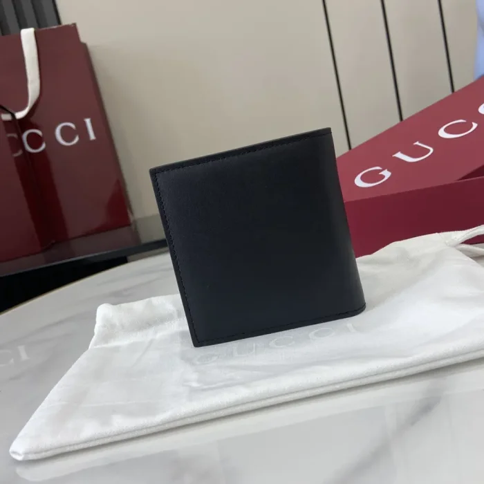 Gucci Unisex GG Emblem Bi Fold Embossed Wallet-Black