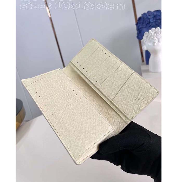 Louis Vuitton LV Unisex Brazza Wallet Vanilla Monogram Craggy Coated Canvas M83335