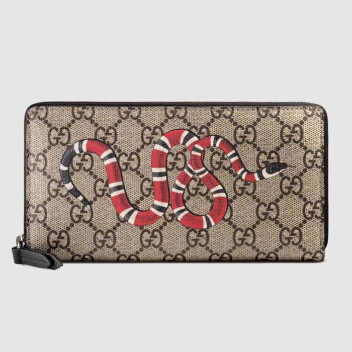Gucci GG Men Kingsnake Print GG Supreme Zip Around Wallet in Beige/Ebony GG Supreme