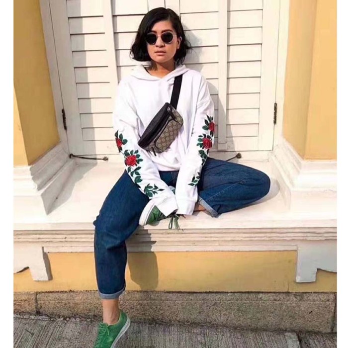 Gucci GG Unisex Gucci Eden Belt Bag in Beige/Ebony GG Supreme Canvas