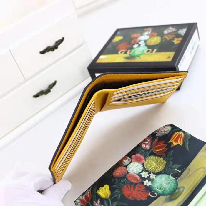 Gucci GG Unisex Neo Vintage GG Supreme Wallet in Beige/Ebony GG Supreme Canvas