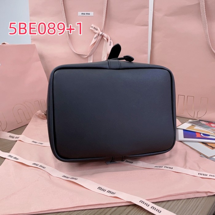 5BE089 Miu new bucket bag