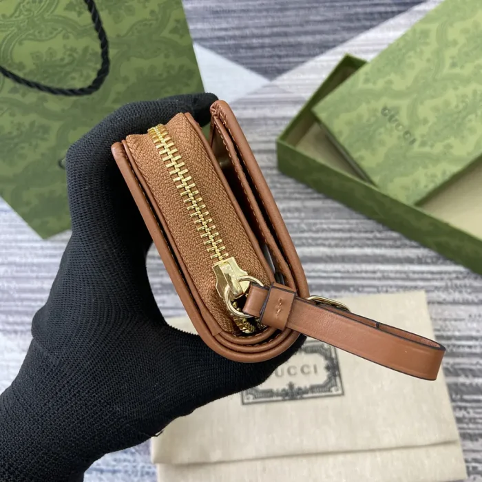 Gucci Unisex GG Emblem Zip Mini Wallet 819131FAD6L9758