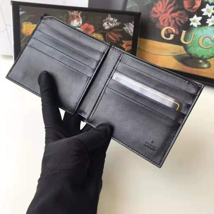 Gucci GG Men Kingsnake Print GG Supreme Wallet in Black/Grey GG Supreme Canvas