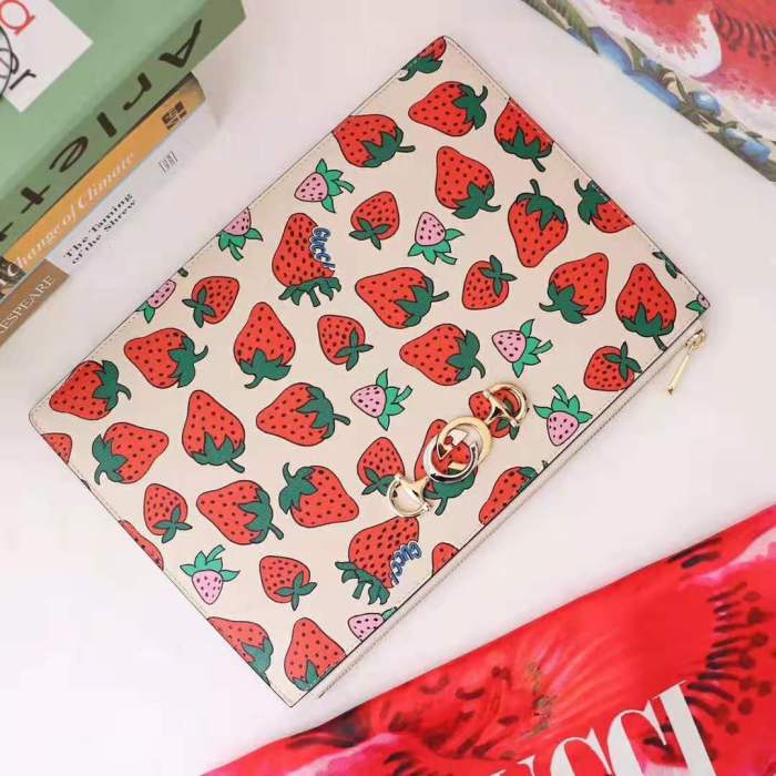 Gucci GG Women Gucci Zumi Strawberry Print Pouch in Ivory Leather