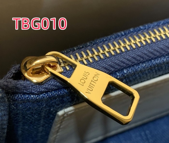 TBG010 CAPUCINES mini bag m12947