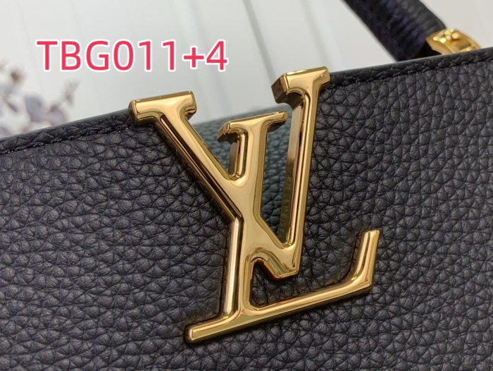 TBG011 CAPUCINES Medium Handbag M12935