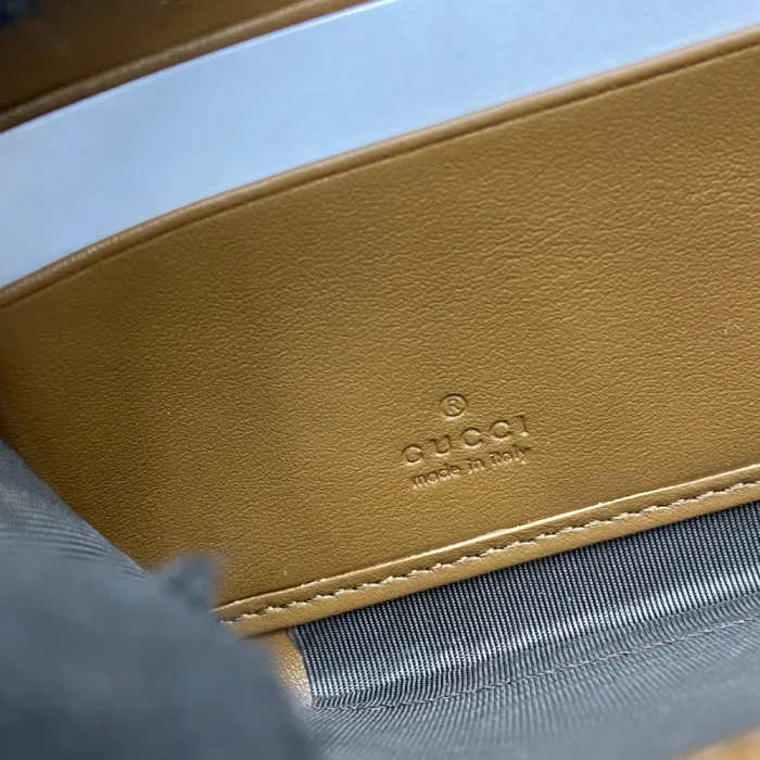 Gucci Unisex GG Emblem Zip Around Wallet-Navy 819122FAECC4243