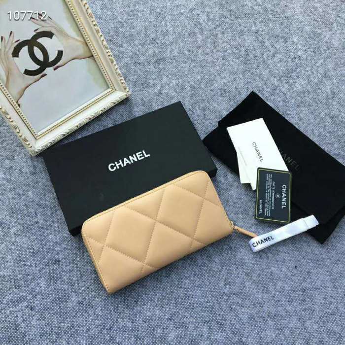 Chanel Women Chanel 19 Long Zipped Wallet Lambskin Leather-Beige                                                           Lambskin
