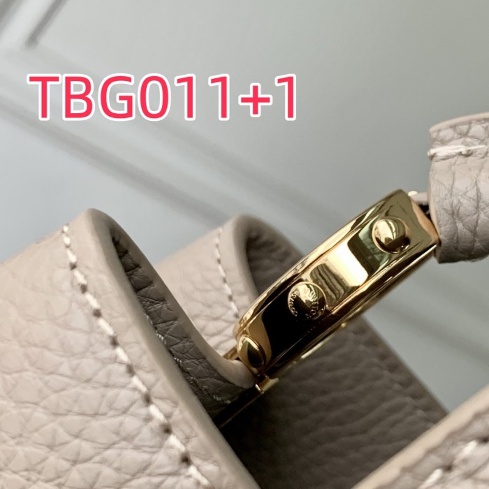 TBG011 CAPUCINES Medium Handbag M12935