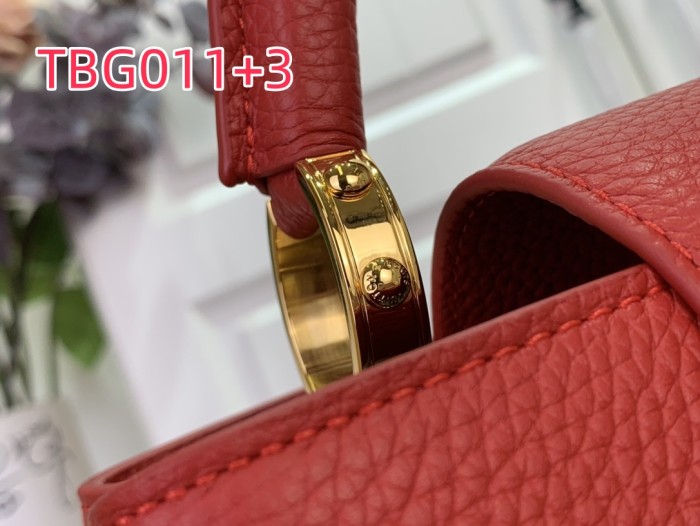 TBG011 CAPUCINES Medium Handbag M12935