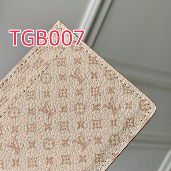 TBG007 Louis Vuitton card holder M25750