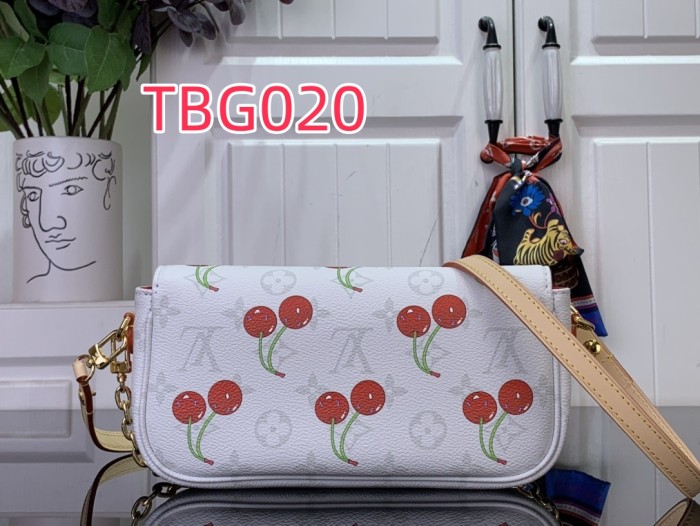 TBG020 LV x TM WALLET ON CHAIN IVY handbag m14239