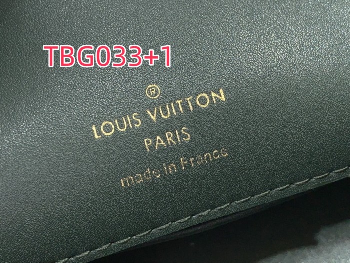 TBG033 VANITY CHAIN POUCH M25123