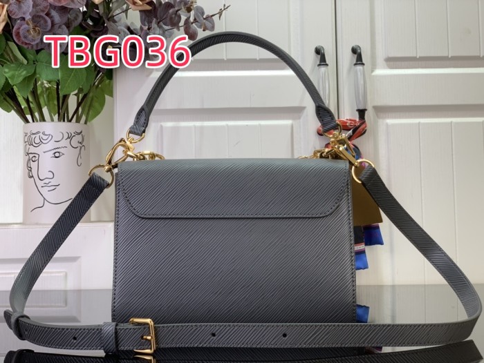 TBG036 Twist MM handbag m14059