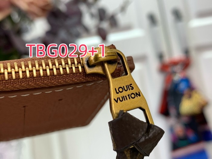 TBG029  LOW KEY zipper card holder m14551
