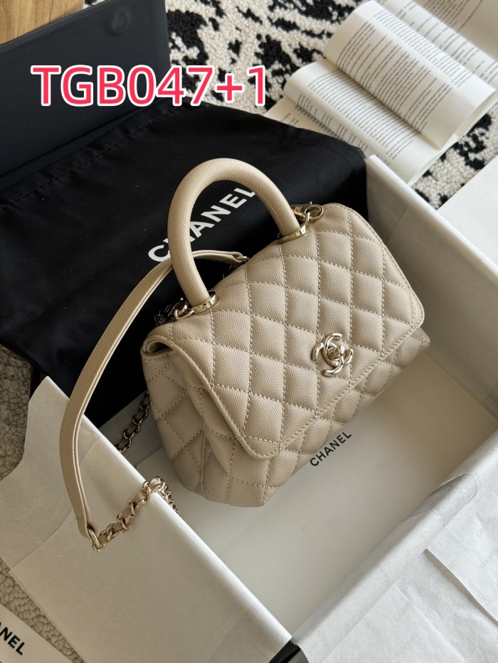 TGB047 CHANEL CocoHandle Small size handbag 2215