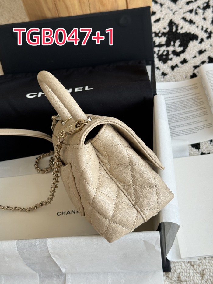 TGB047 CHANEL CocoHandle Small size handbag 2215