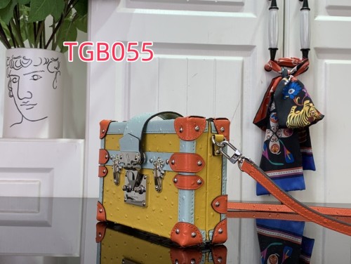 TGB055 Petite Malle Box Handbag M40273