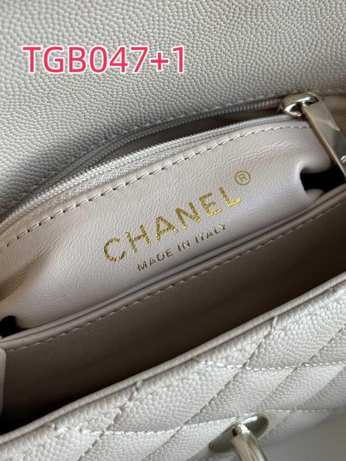 TGB047 CHANEL CocoHandle Small size handbag 2215