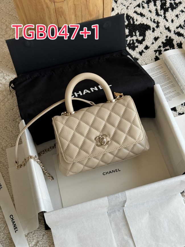 TGB047 CHANEL CocoHandle Small size handbag 2215