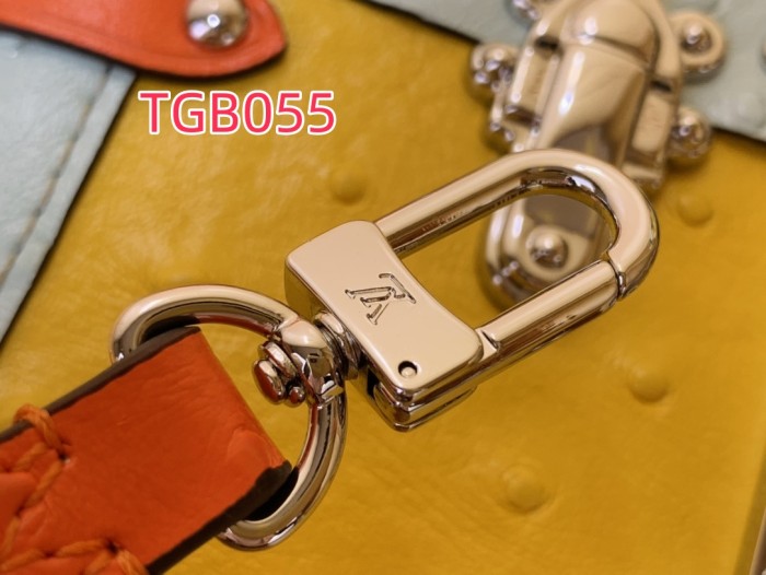 TGB055 Petite Malle Box Handbag M40273