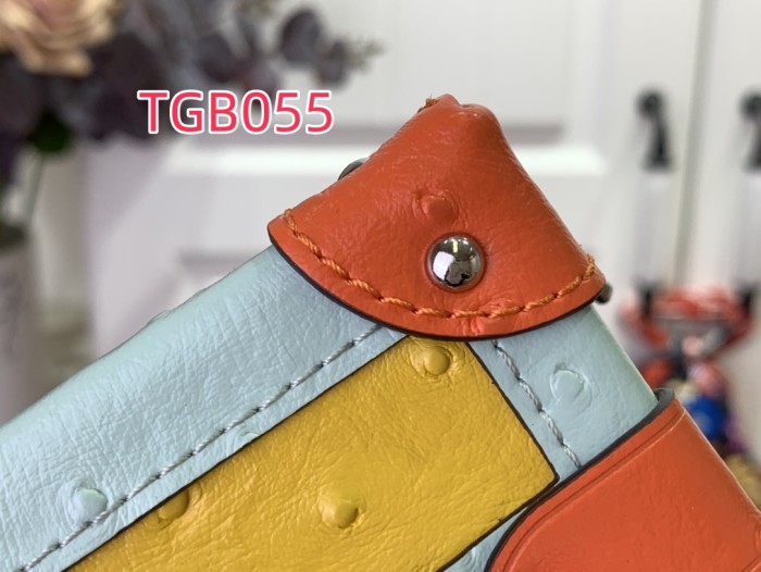 TGB055 Petite Malle Box Handbag M40273