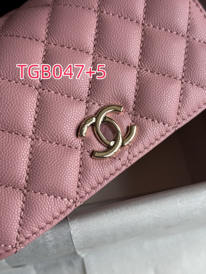 TGB047 CHANEL CocoHandle Small size handbag 2215