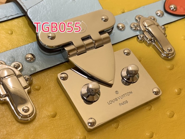 TGB055 Petite Malle Box Handbag M40273