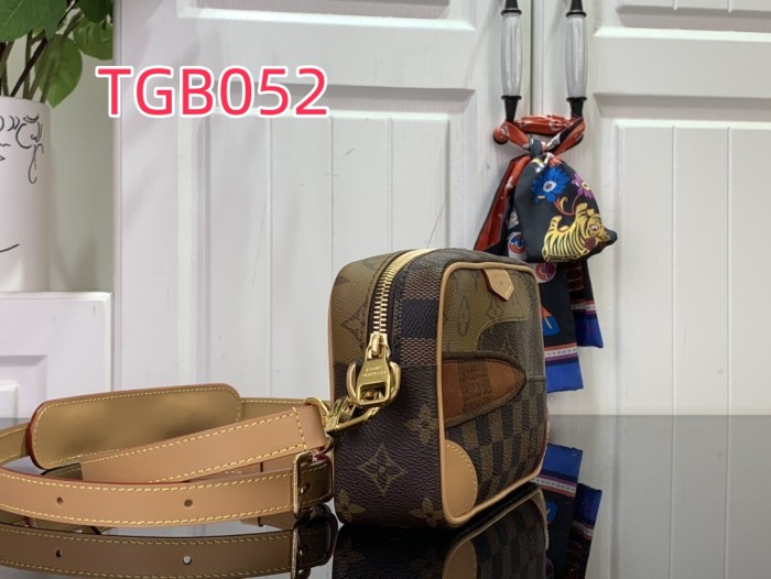 TGB052 TROCADÉRO mini bag m26020