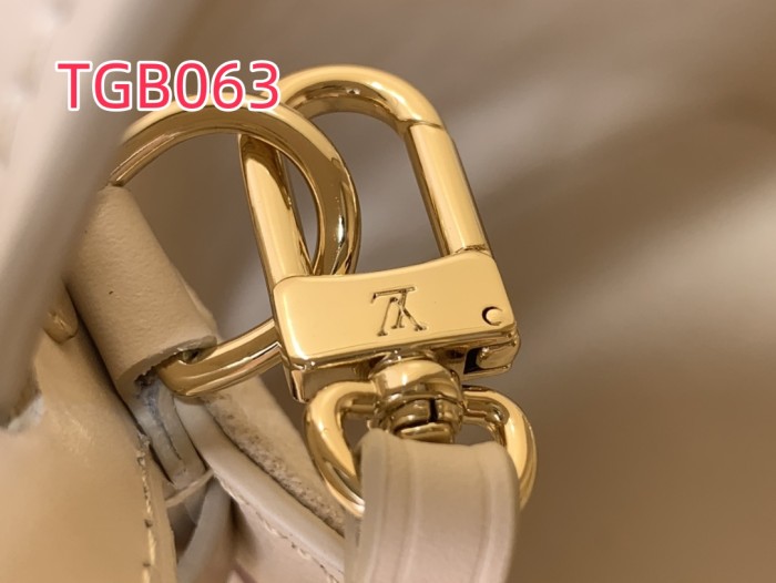 TGB063 All In BB Bucket Bag M25673