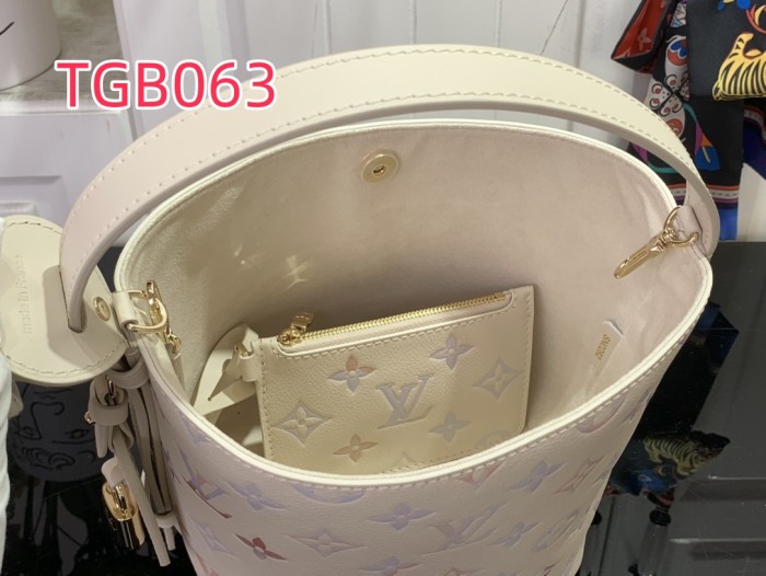 TGB063 All In BB Bucket Bag M25673