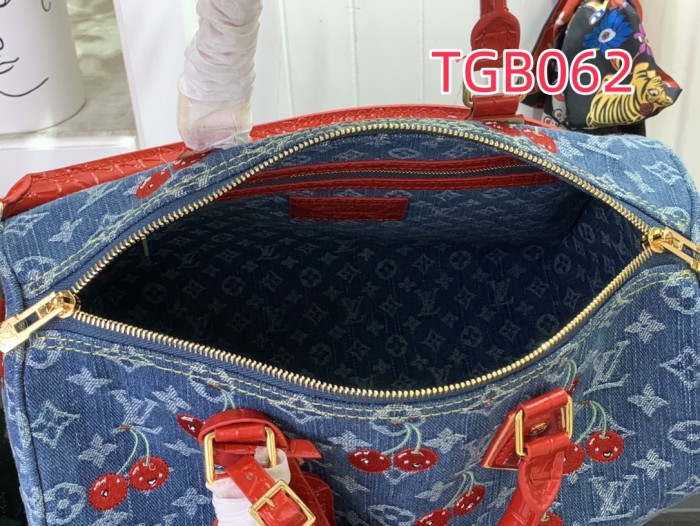 TGB062 Speedy Soft 30 Bag M87627