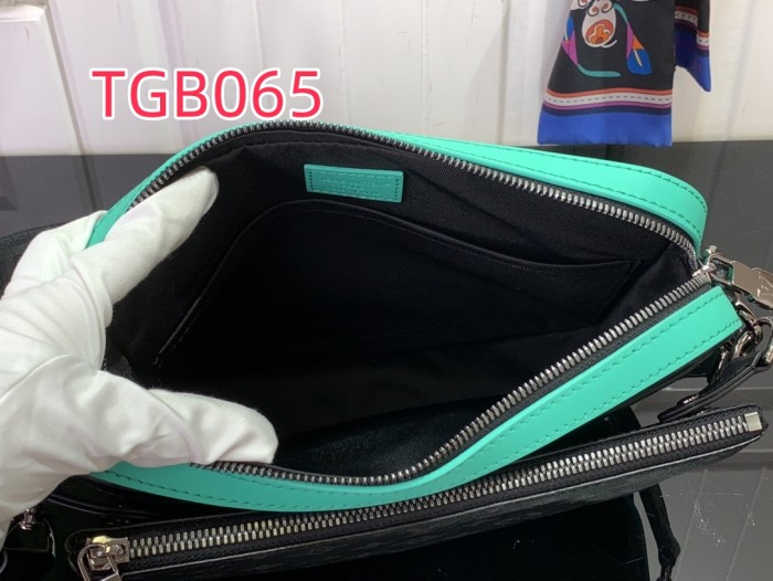 TGB065 TRIO messenger bag m26052