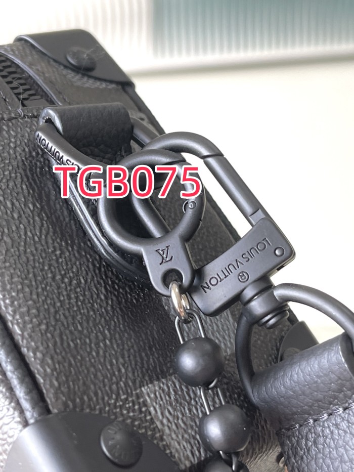 TGB075 MINI SOFT TRUNK BAG M14922