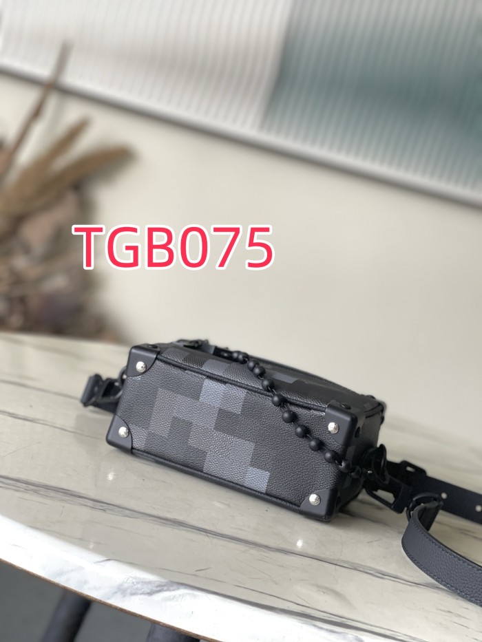 TGB075 MINI SOFT TRUNK BAG M14922