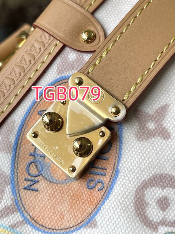 TGB079 Side Trunk Medium Handbag m14606