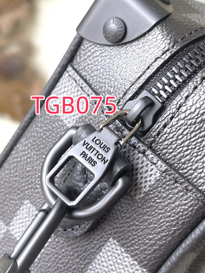 TGB075 MINI SOFT TRUNK BAG M14922